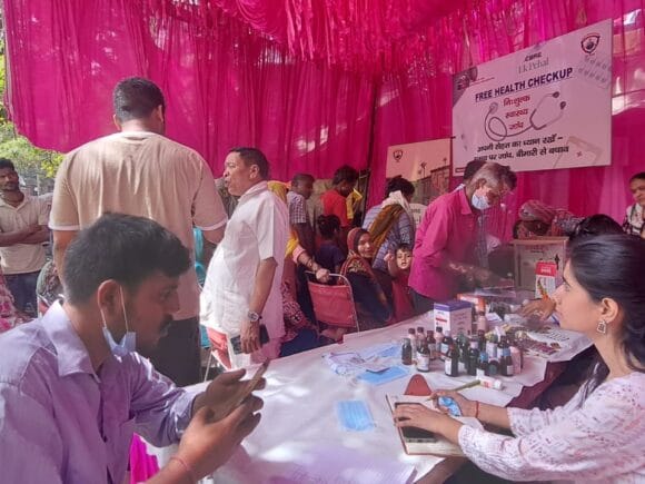 HEAITH CHECKUP CAMP IN CHITRA VIHAR DELHI